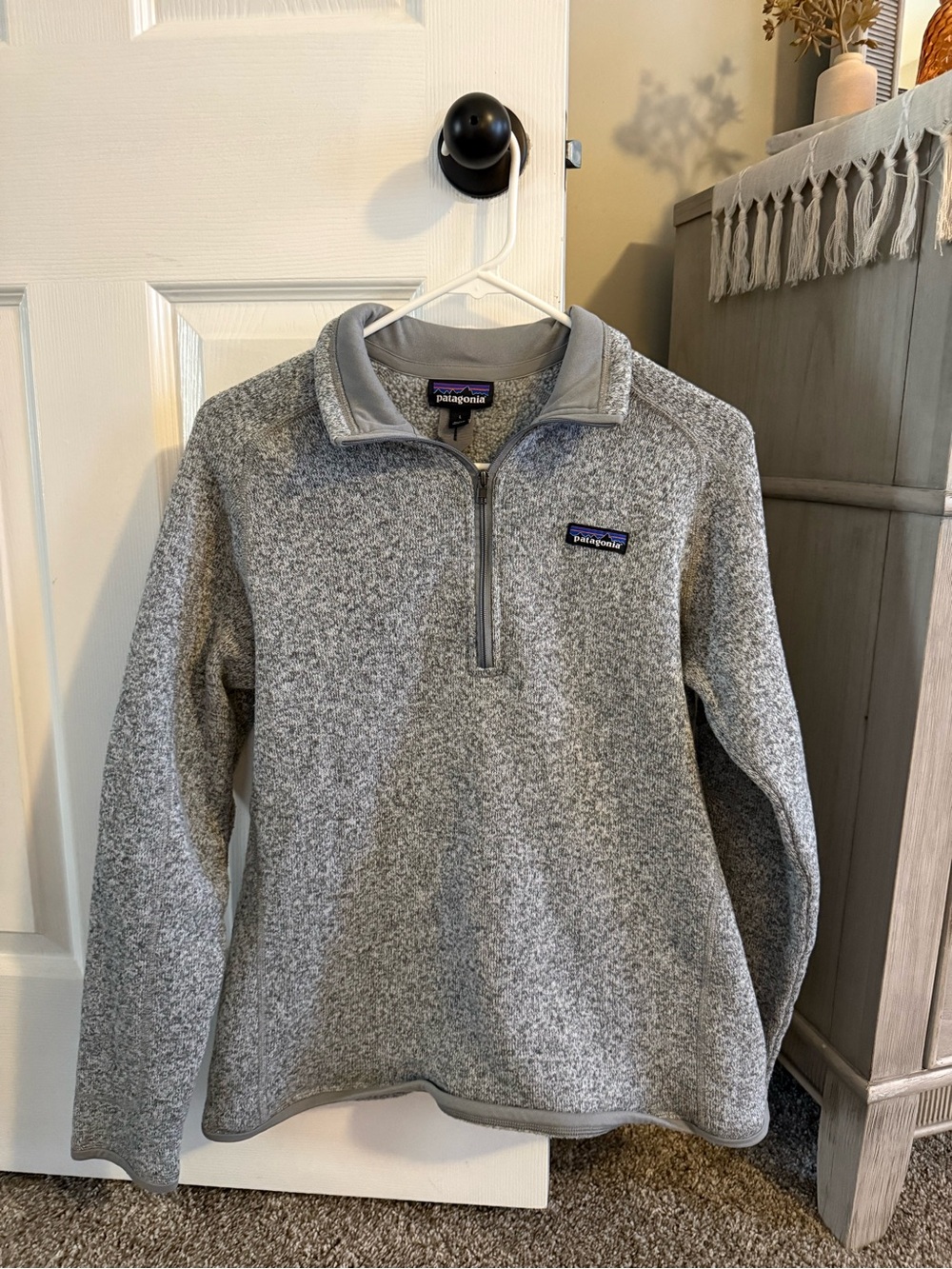 Patagonia Light Heather Gray Quarter-Zip Better Sweater Fleece Pullover